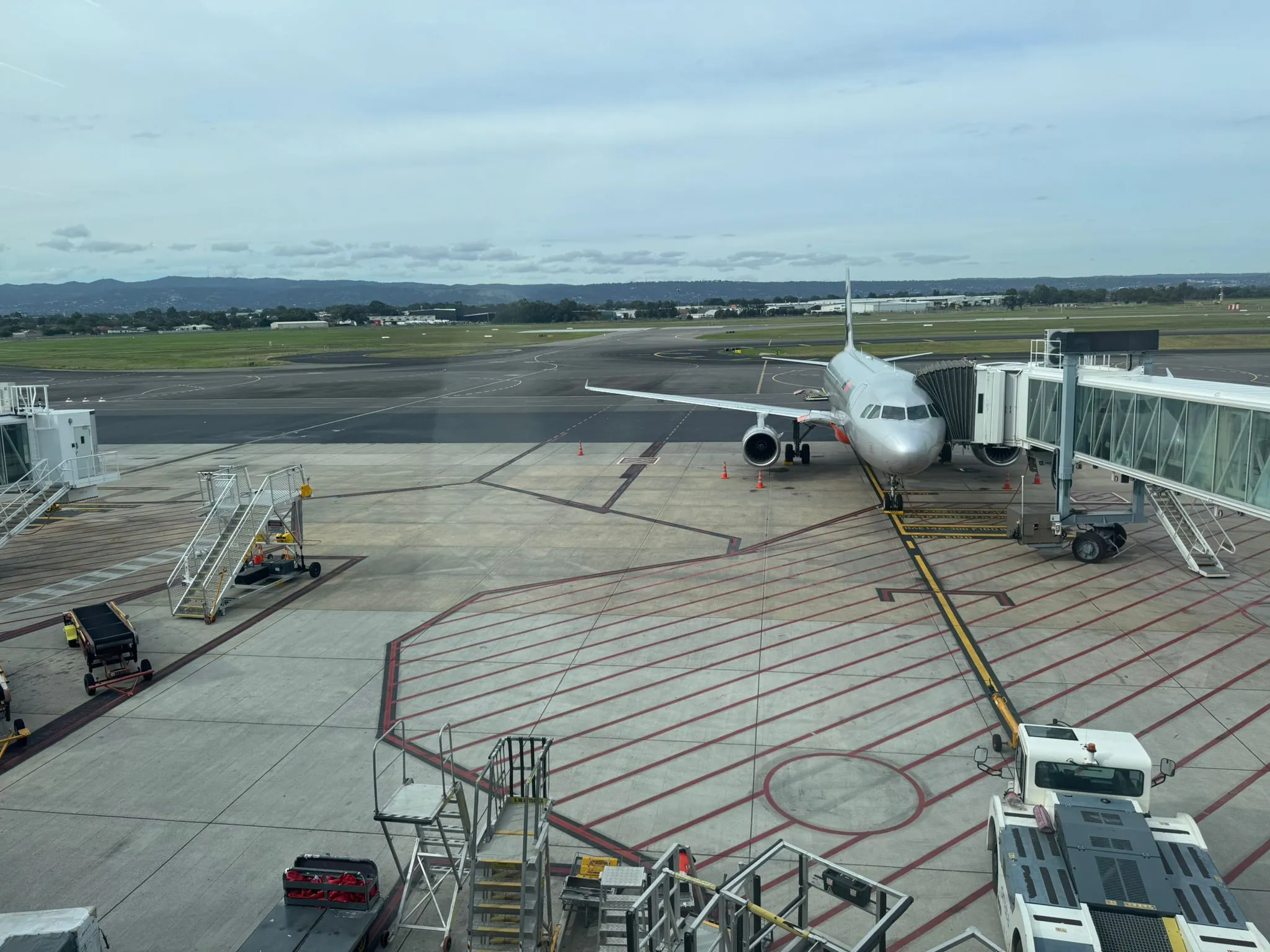 ME CABS taxi at Melbourne Airport — Eltham fixed-price transfer