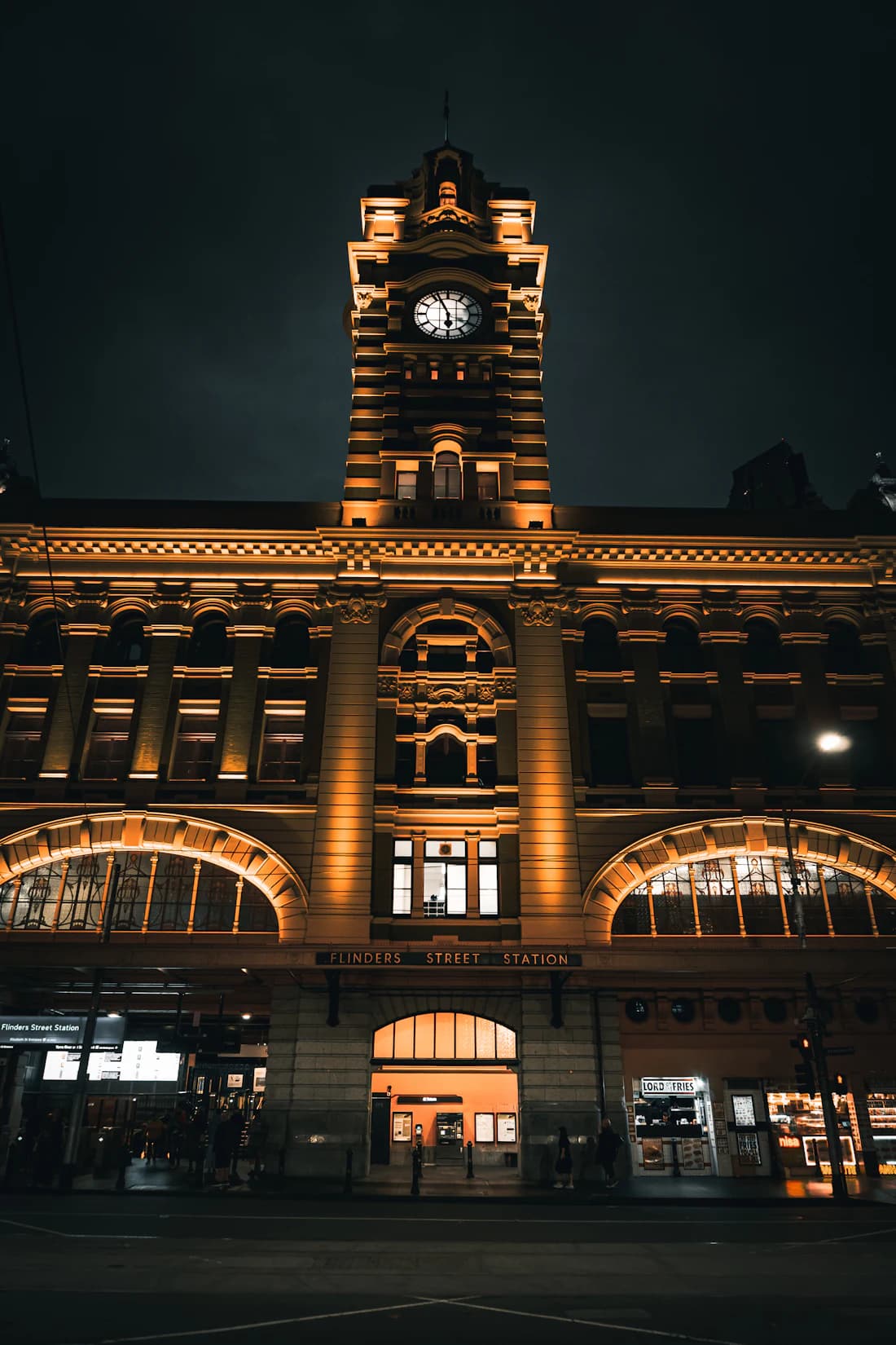 Flinders Lane to your front door. — CBD dinner taxi with ME CABS Melbourne