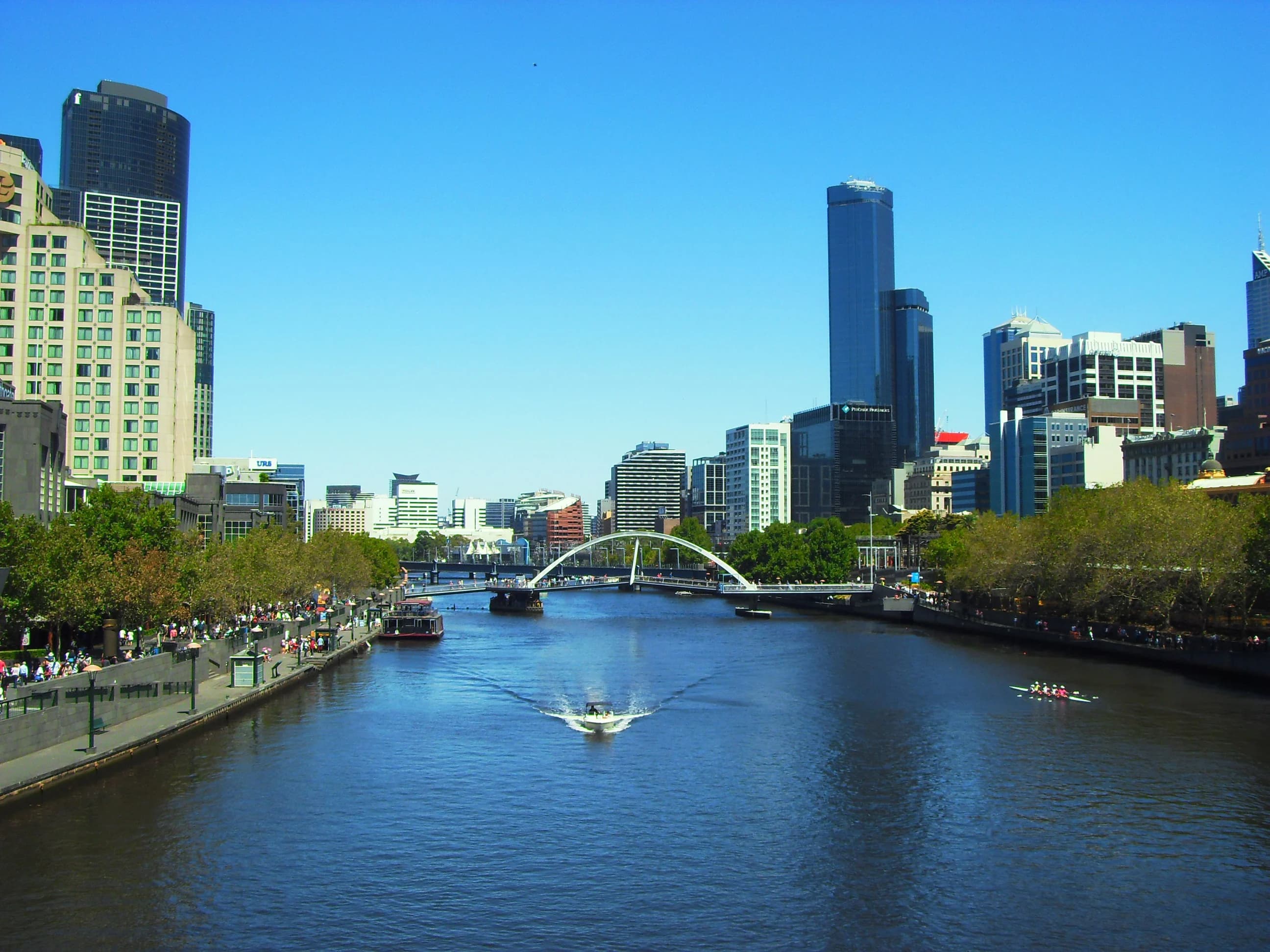 ME CABS Melbourne Airport transfer to South Yarra